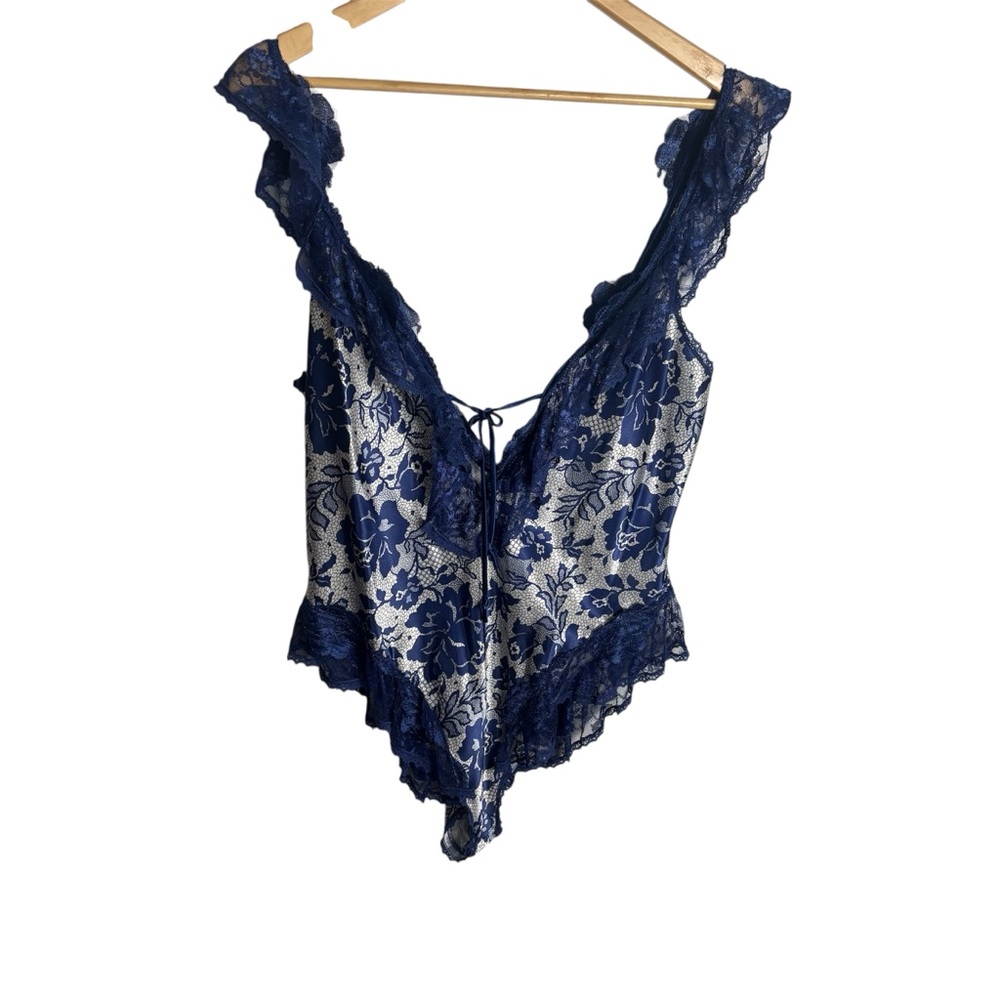 Vintage 90s  lace trim peplum satin floral Mermaidcore teddy lingerie bodysuit